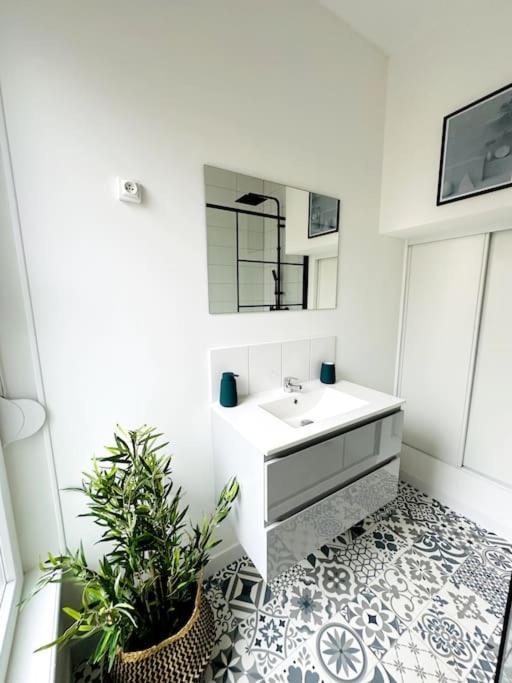 Appartement Le Moderne à Charleville-Mézières Extérieur photo