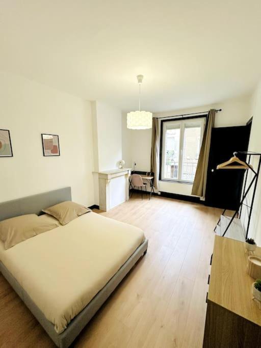 Appartement Le Moderne à Charleville-Mézières Extérieur photo