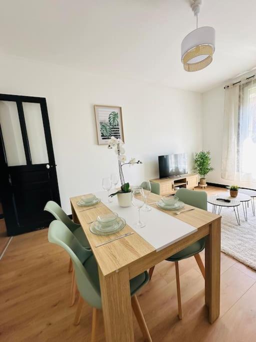 Appartement Le Moderne à Charleville-Mézières Extérieur photo